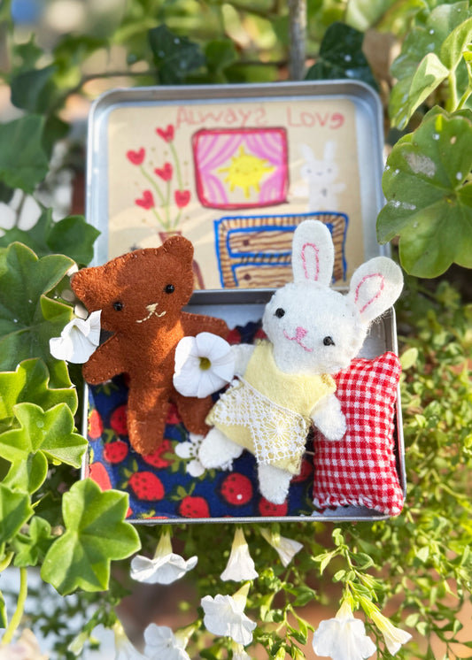 Summer Camp - Art of Hand Sewing - 6/22-6/25 (Mon-Thurs)